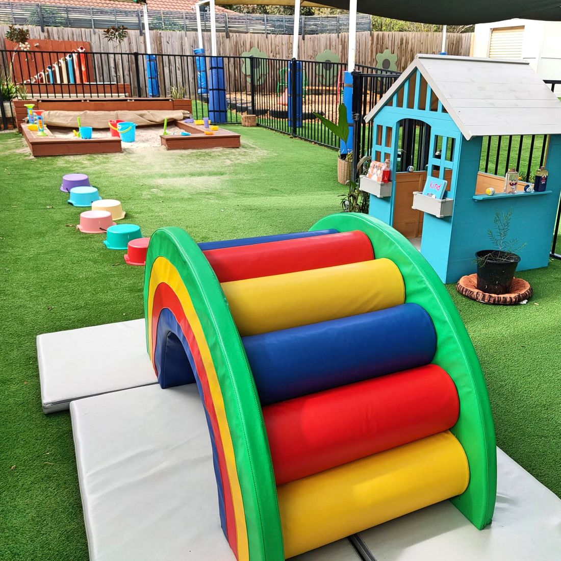 Donvale ELC BlueObstacleRainbow